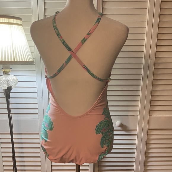 Lilly Pulitzer One piece Bathing Suit - Picture 10 of 16
